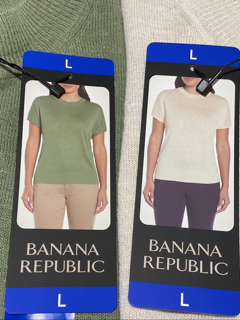 Banana Republic Short Sleeve Crewneck Tops in Olive Green and Cream